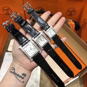 Hermès Crocodile Leather H Series Complete boutique-style gift set with cabinet packaging Ideal gift selection Invoice included Hermès Women's Watch Collection The most iconic style Versatile design Extensive color options Women's watches are a top-selling accessory in Hermès's product lineup Authentic boutique-quality accessories No expense spared to deliver the highest quality online! A masterpiece of craftsmanship! Worth owning